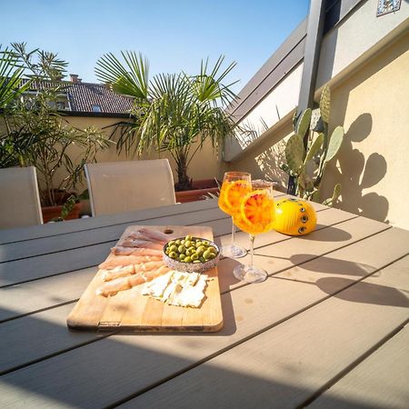 Flat With Terrace Close To Forum And Milanofiori Metro Assago Exterior foto
